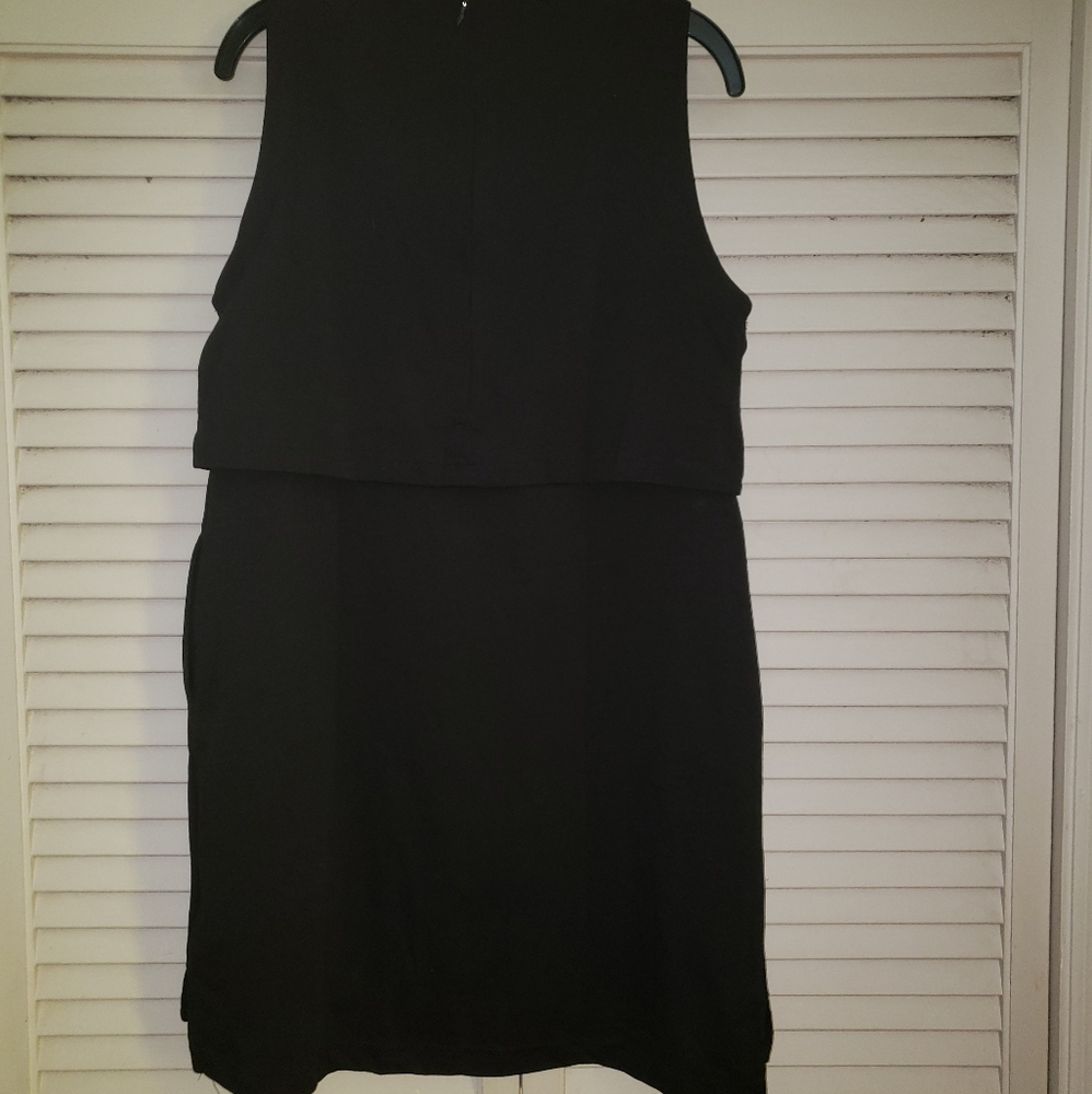 Dress - Picture 3 of 4